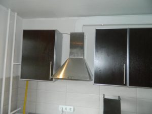Установка вытяжки на кухне в Ногинске